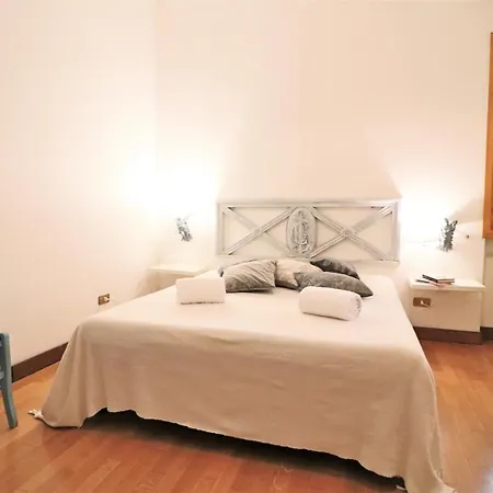Relais Delle Rose Bed and Breakfast Λέτσε