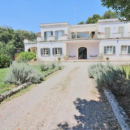 Relais Delle Rose Λέτσε