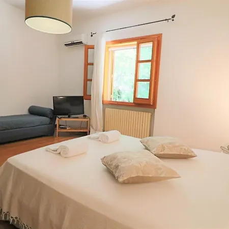 Relais Delle Rose Bed and Breakfast Λέτσε