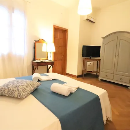 Relais Delle Rose Bed and Breakfast 2*